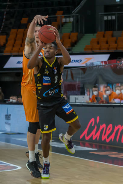 到智能球鞋 到智能球鞋