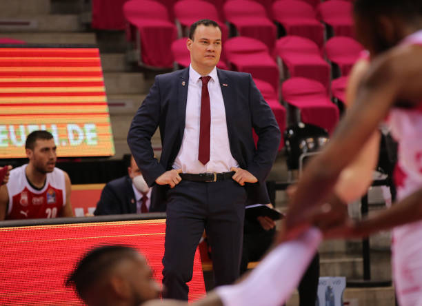 更多可轮换 更多可轮换