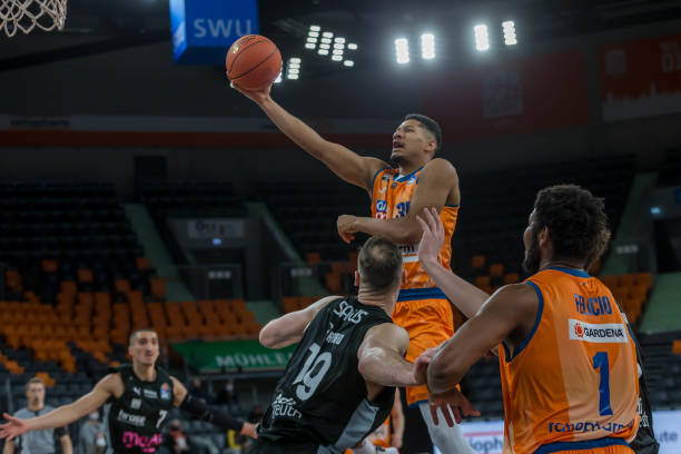 从技战术的 从技战术的