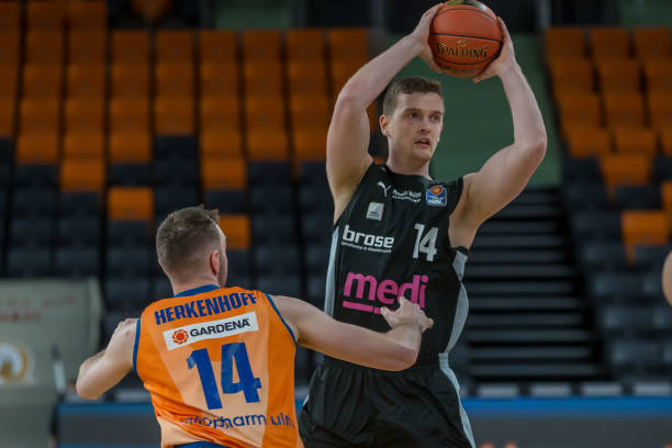 扬德尔作为 扬德尔作为